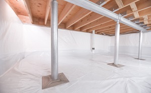Crawl space structural support jacks installed in New Minas