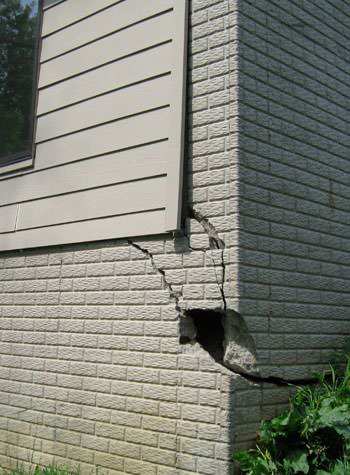 severe cracking of structural walls in Glace Bay